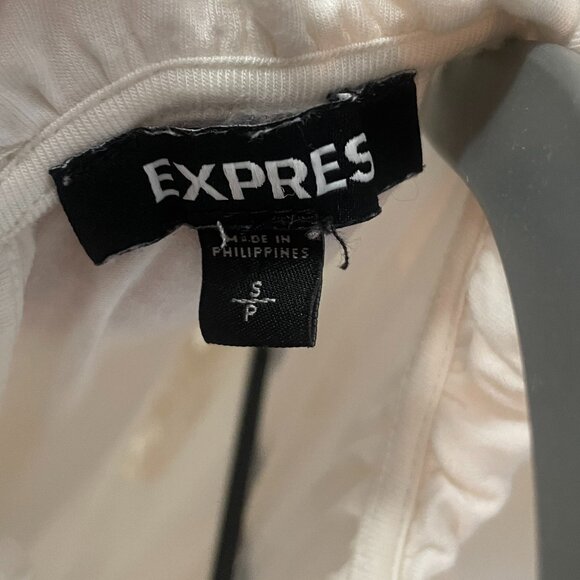 Express Scalloped Tie-Back T-Shirt - Size S - Picture 5 of 5